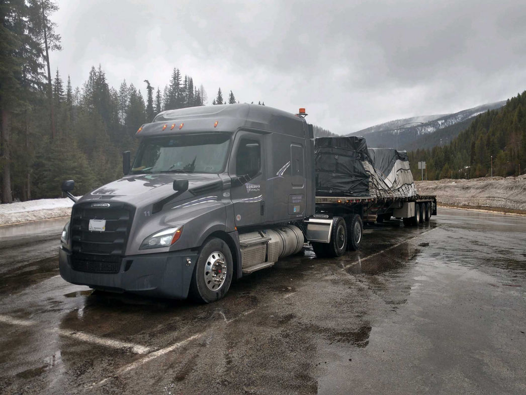 flatbed truck